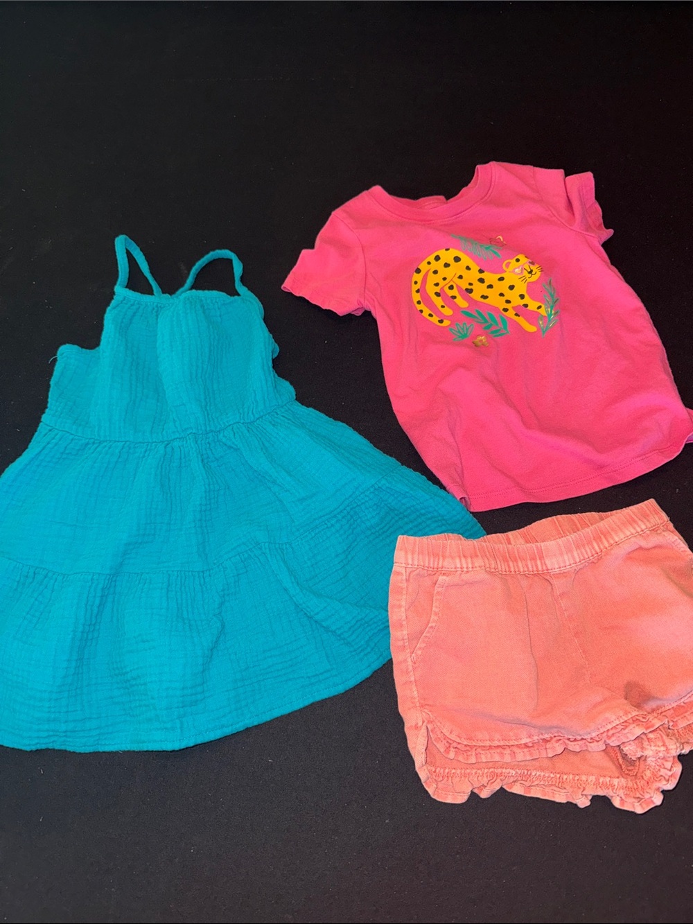 Cat & Jack 3T bundle (dress, shorts, and shirt)